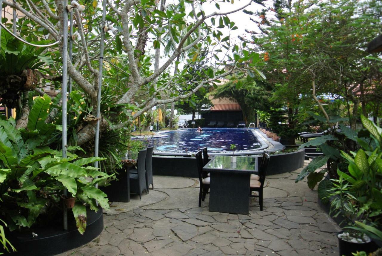 Hotel Flower Garden Unawatuna Exterior photo