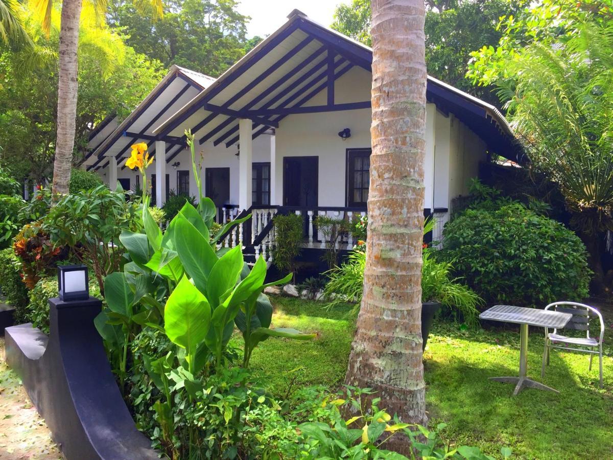 Hotel Flower Garden Unawatuna Exterior photo