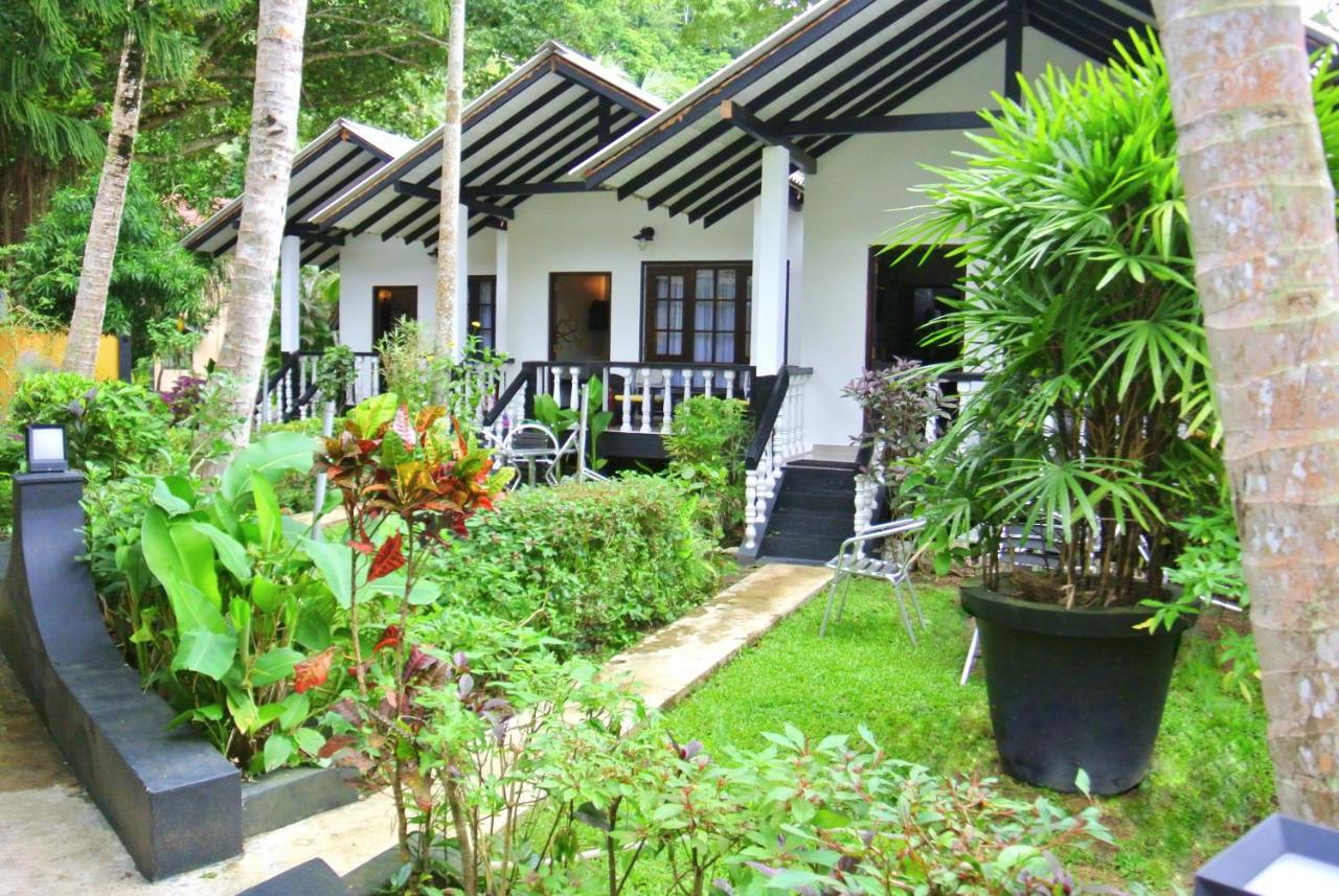 Hotel Flower Garden Unawatuna Exterior photo